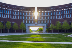 2024年广西多少分可以上天津大学？附2023年天津大学在广西各专业的录取分数