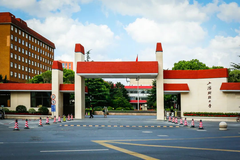 2024云南高考多少分可以稳上上海财经大学？附2023年上海财经大学各专业最低录取分
