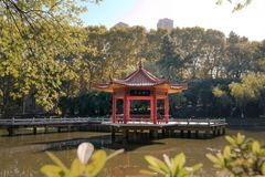 2024年广东历史类多少分能上华中科技大学？附2023年华中科技大学各专业录取最低分