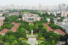 2024江西高考多少分可以上重庆医科大学？附2023年重庆医科大学各专业最低录取分及位次