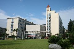 内江师范学院录取分数最低多少分？附2023年内江师范学院各省最低投档线