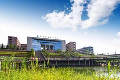 贵阳人文科技学院录取分数最低多少分？附2023年贵阳人文科技学院各省最低投档线
