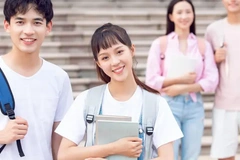 绥化学院录取分是多少？需要排名多少位才能上？	